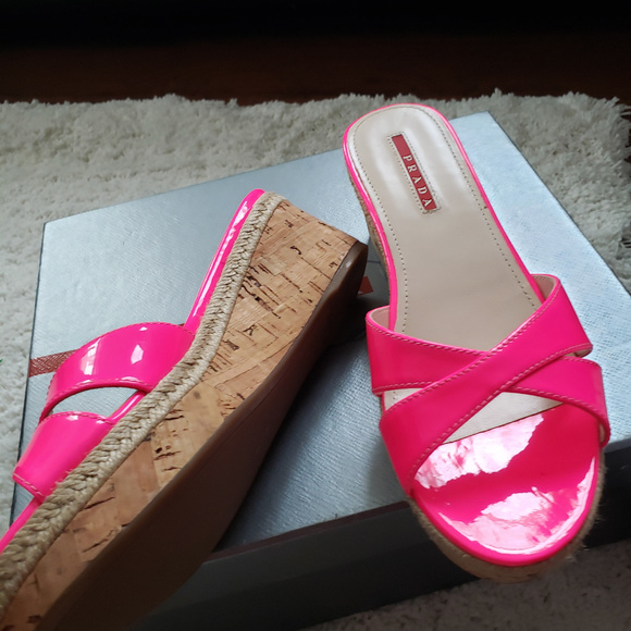 Prada wedge - Picture 2 of 3